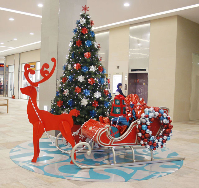 商場(chǎng)圣誕節(jié)櫥窗展示 商場(chǎng)圣誕節(jié)櫥窗展示