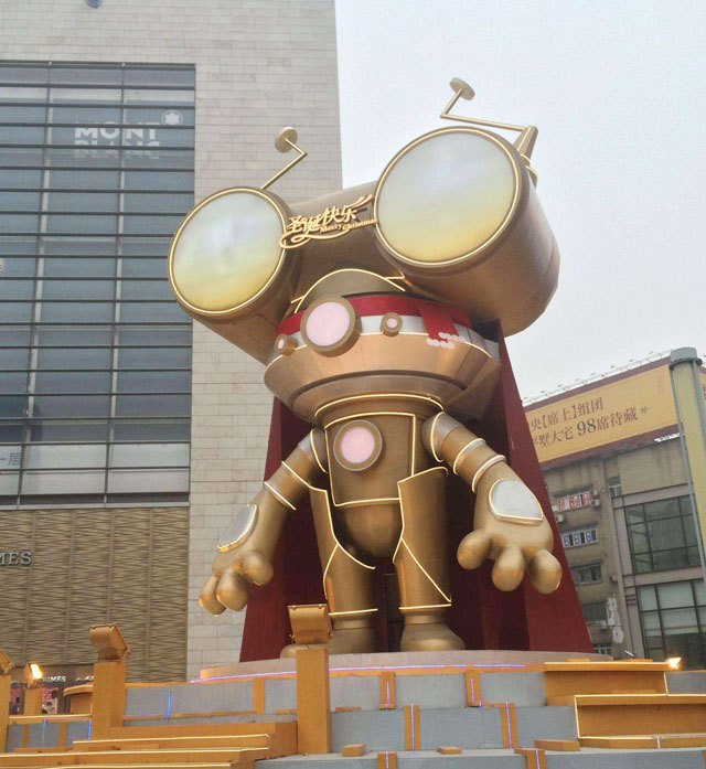 商場入口大型DP點陳列