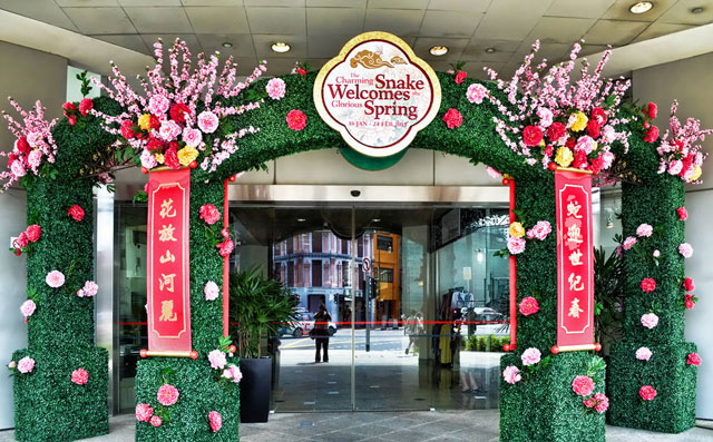 大廈入口美陳布置 大廈入口美陳布置