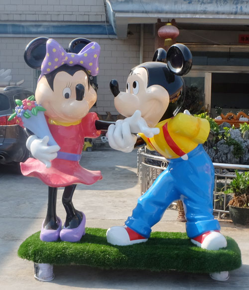 動漫卡通美陳雕塑