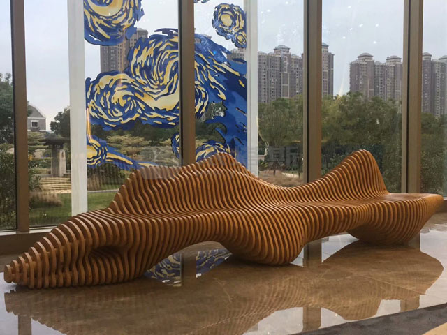 大型多人位木質切片長椅創(chuàng)意商場公共休息藝術切片椅