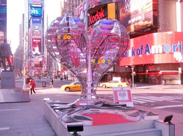 商業(yè)中心開業(yè)美陳戶外裝飾 商業(yè)中心開業(yè)美陳戶外裝飾