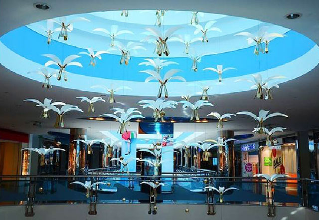 商場(chǎng)創(chuàng)意中庭美陳裝飾 商場(chǎng)創(chuàng)意中庭美陳裝飾