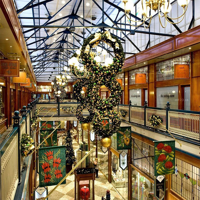 商場(chǎng)中庭懸掛式美陳 商場(chǎng)中庭懸掛式美陳